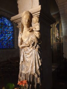 Vierge à l’enfant église Ste Bénigne Pontarlier 02