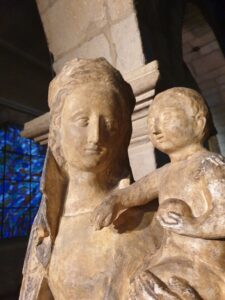 Vierge à l’enfant église Ste Bénigne Pontarlier 03